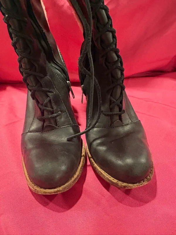 UGG Black Leather Heeled Lace-Up Boots with Cream Shearling Trim - Image 2