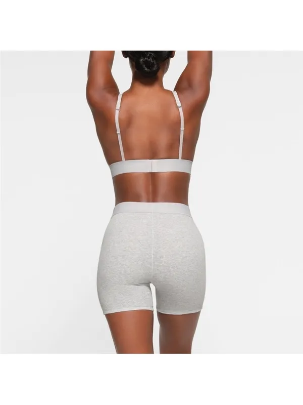 NWT SKIMS SET Light Heather Grey boxer bra set size medium - Image 2