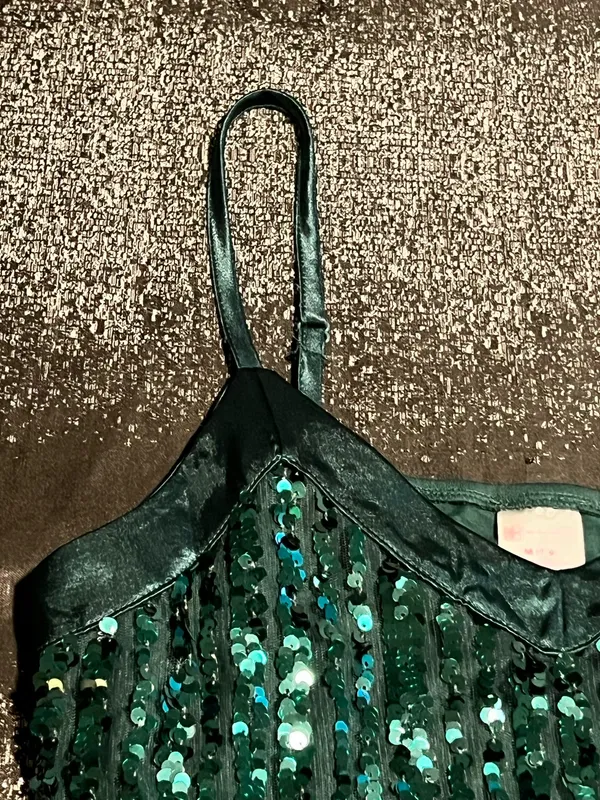 Womens M 7-9 No Boundaries Dark Green Sequin V-Neck Cami Top - Image 4