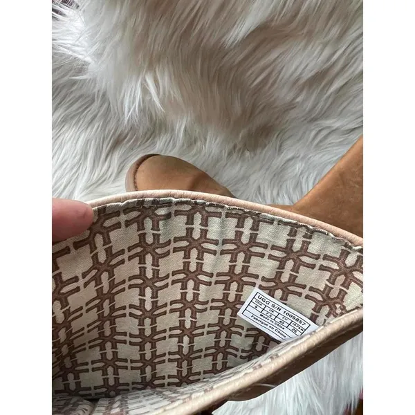UGG Classic Button High Boots - Light Brown size 9 - Image 8