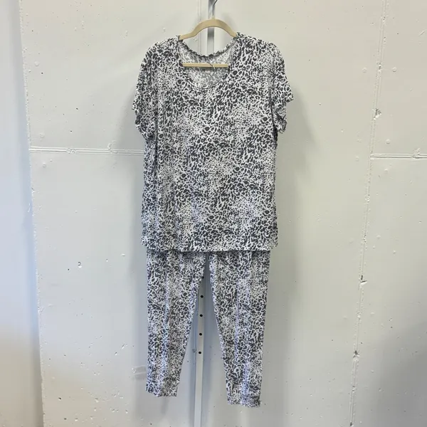 Koolaburra by UGG Pajama Set L Grey Leopard Print Modal Jogger 2pc Loungewear - Image 2