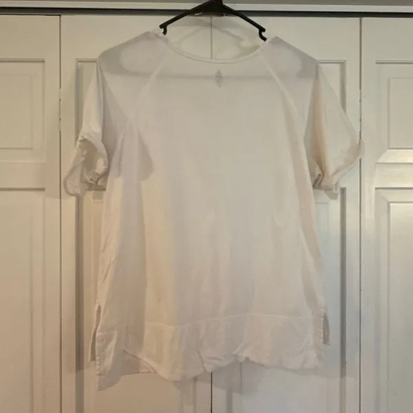 Free People movement what’s up white Henley size xs - Image 10