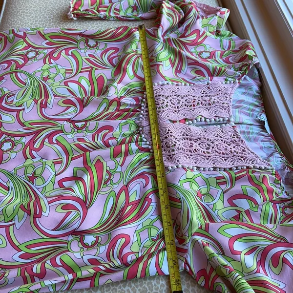 Crown & Ivy Tunic with Pink cotton lace & colorful design - Image 9