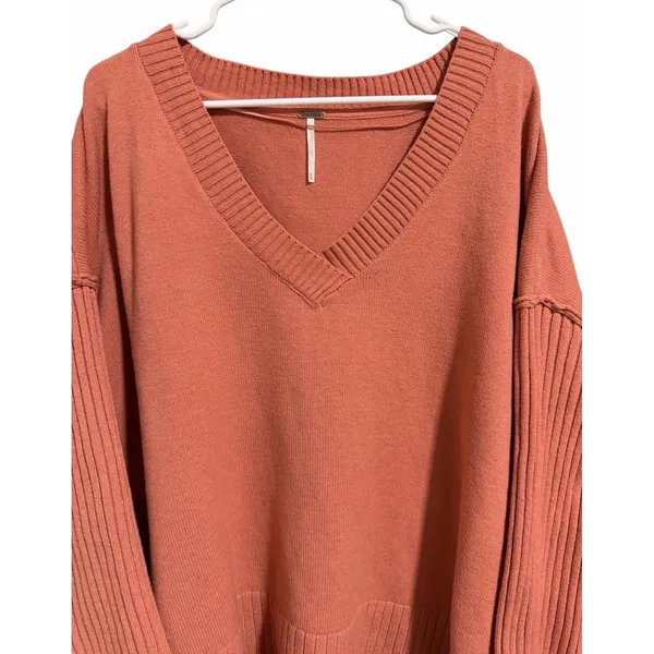 Free People Orion A-Line Tunic‎ Sweater Lightest Rose Women's Size Medium - Image 3