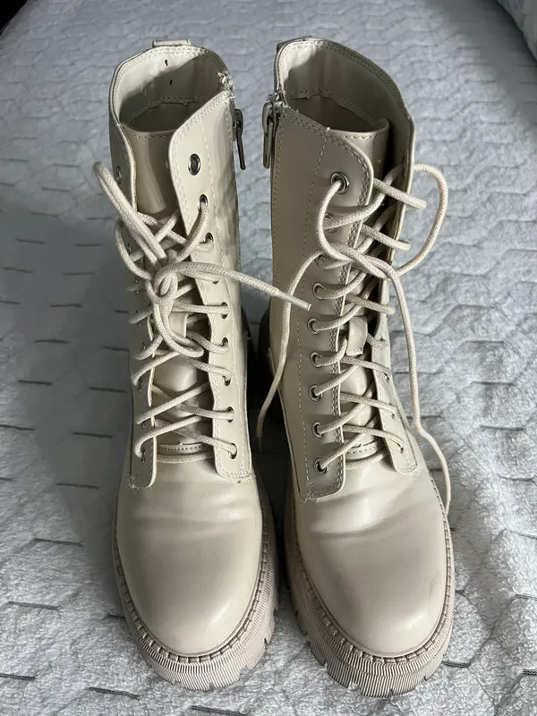 Madden Girl Platform Combat Boots - Image 4