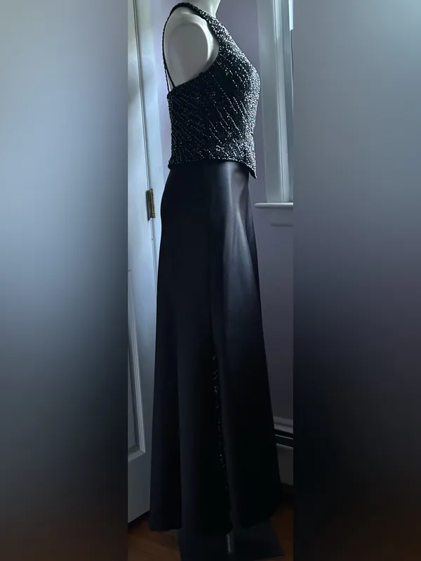 DESTINATION BY MON CHERI Beaded Halter Black Prom Gown Sz 8 - Image 2