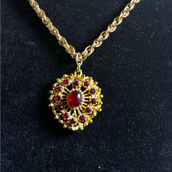 Vintage gold-tone necklace with a red crystal and cabochon pendant. 18” - Image 2