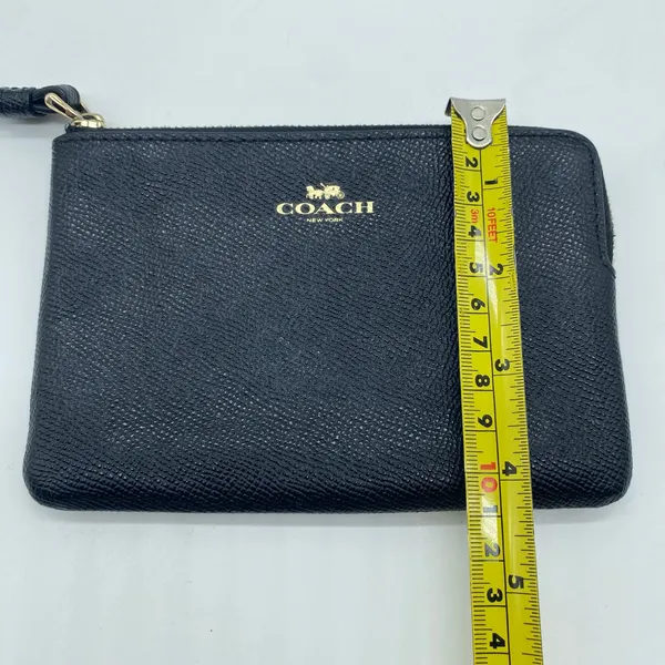 Coach Black Wristlet Wallet Zipper Closure Coin Purse Compact Coated Leather - Image 8