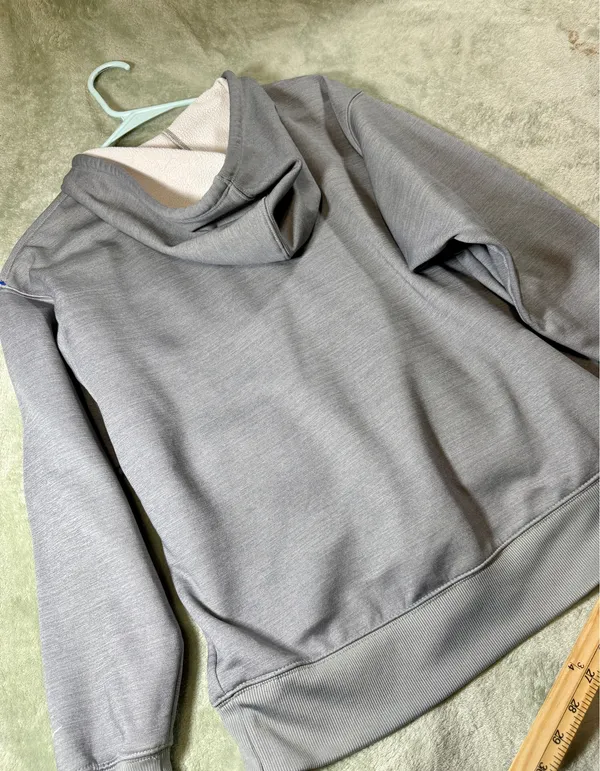 Nike Women’s Grey Hoodie XS white swoosh - Image 8