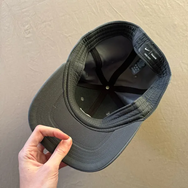 Nike Dri-FIT Nageela Top Golf Cap - Image 3