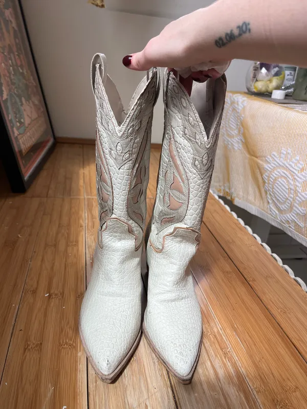 Steve Madden Cowboy Boots White - Image 3