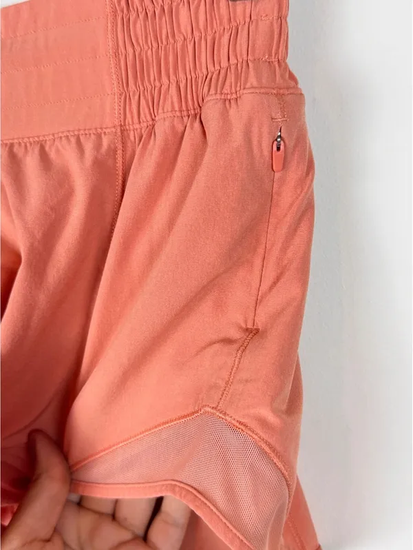 Lululemon Hotty Hot High Rise Shorts 2.5” Size 4 Coral Orange Lined Running - Image 6