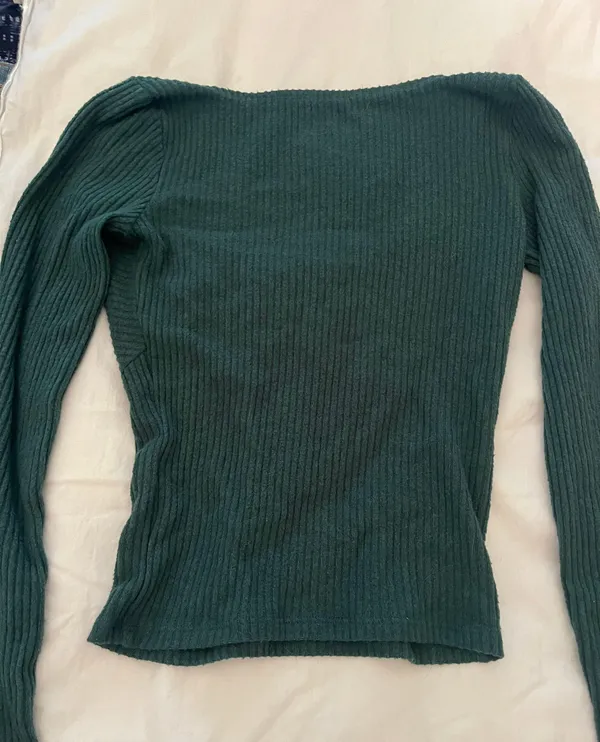 Hollister Long Sleeve - Image 2