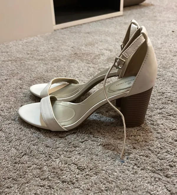 Bandolino Heels - Image 2