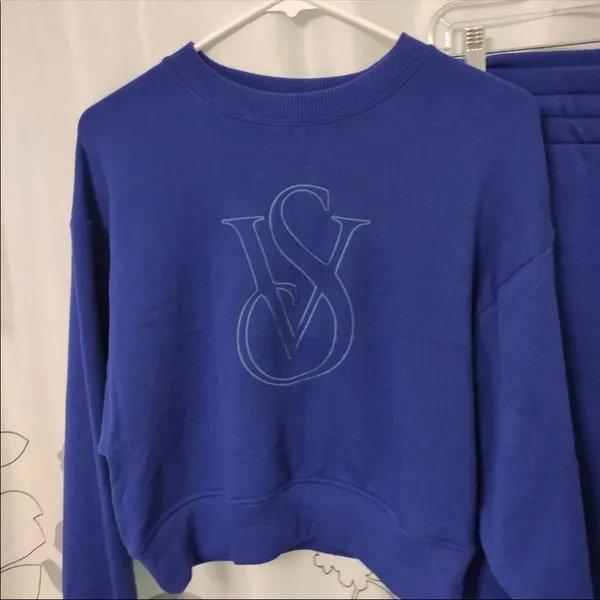 VICTORIA'S SECRET Stretch Fleece Glitter Diamond Crewneck Set - Image 2