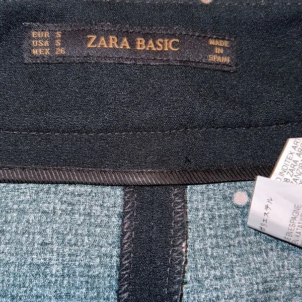 Zara Basic Blue with Yan Polka Dot Shorts Size Small - Image 3