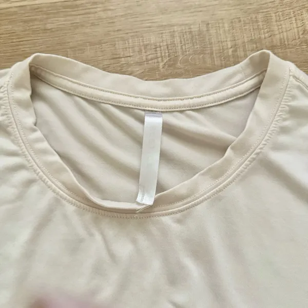 Fabletics Dry-Flex Cropped Short-Sleeve Tee - Image 3