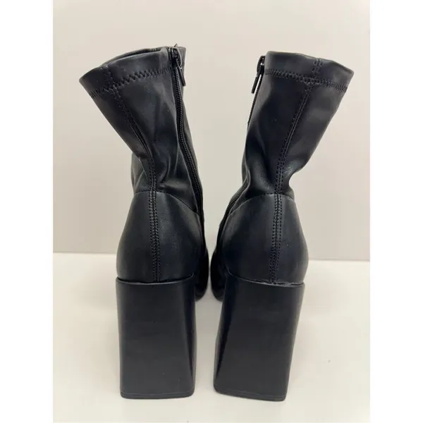 Wild Pair‎ Chunky Heel Platform Booties Black Size 9.5 Sock Like Fit Block Heel - Image 6
