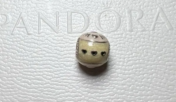 Pandora sterling silver and enamel retired love mom charm - Image 3