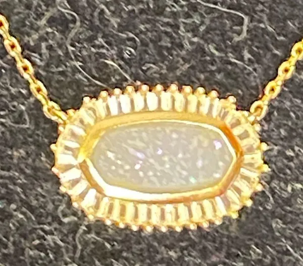 Kendra Scott Elisa Gold Pendant Necklace in Iridescent Drusy - Image 8