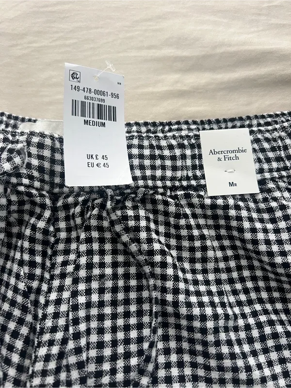 NEW Abercrombie Gingham Black & White Shorts - Image 4