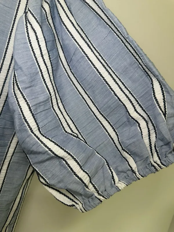 100% Cotton Loft Button Front Top Size L Blue White Striped Short Puff Sleeve Bl - Image 4