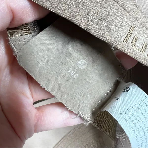 Lululemon Nude‎ Wireless Racerback Bra - Image 4
