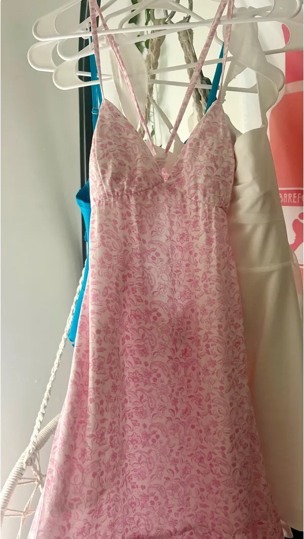 Pink Floral Hollister Maxi Dress - Image 4