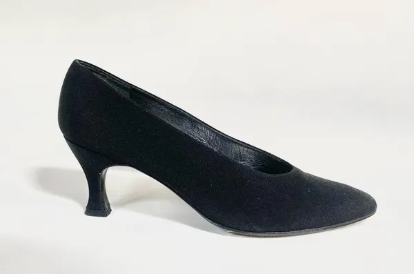Stuart Weitzman Black pumps - Image 2