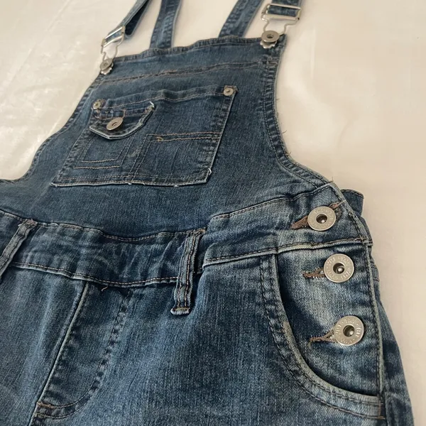 ✨ YMI Distressed Patch Bib Denim Overalls | Sz 9/M ✨ - Image 5