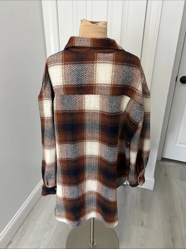 Akaiv Oversized Plaid Shacket - Image 6
