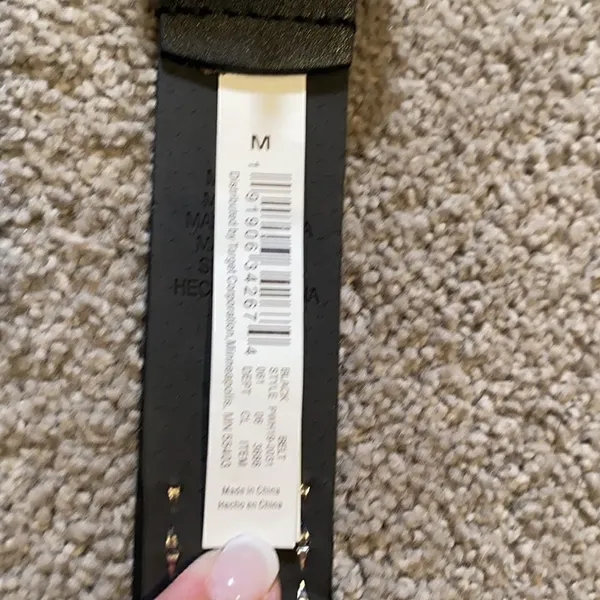Women’s Black Belt with Silver Metal Detail Size M NWOT - Image 4