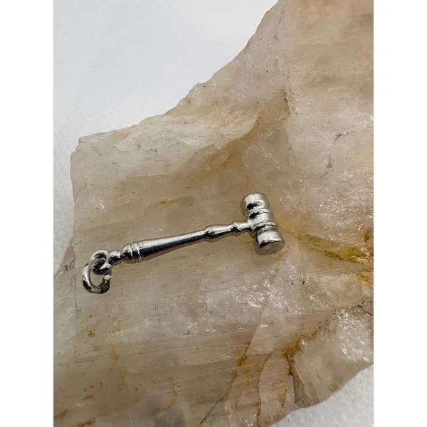 Vintage Silver Tone Gavel‎ Charm Magnetic Legal Judge Attorney Lawyer Jewelry - Image 3