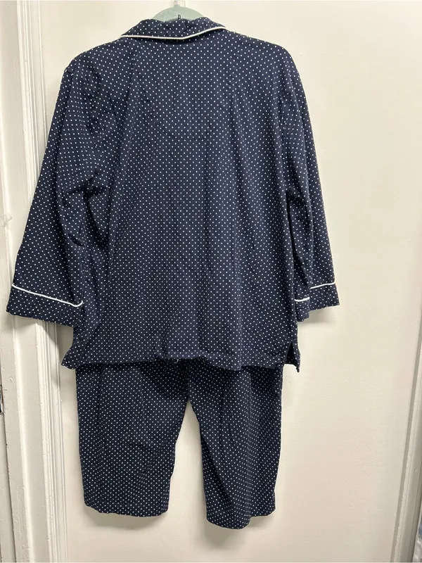 Lauren Ralph Lauren Navy and White Polka Dot Capri Pajama Set - Image 4