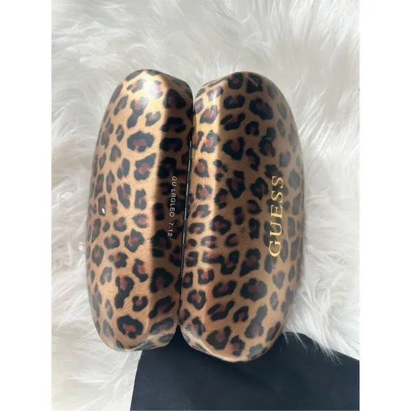 GUESS Hard Shell Clamshell Case Eyeglass Glasses Leopard Cheetah Animal Print - Image 3