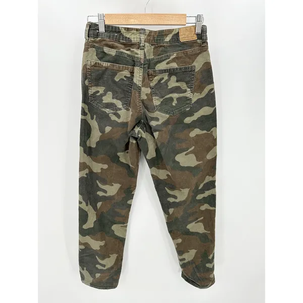 American Eagle Camo Mom Jeans Womens 4 Regular Green Corduroy Super Stretch HE17 - Image 2