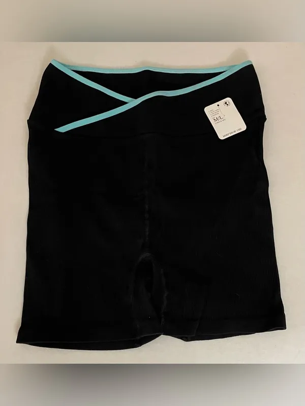 Free People Movement NWT Throw Ribbed ( Shorts Only) Size M - Image 3