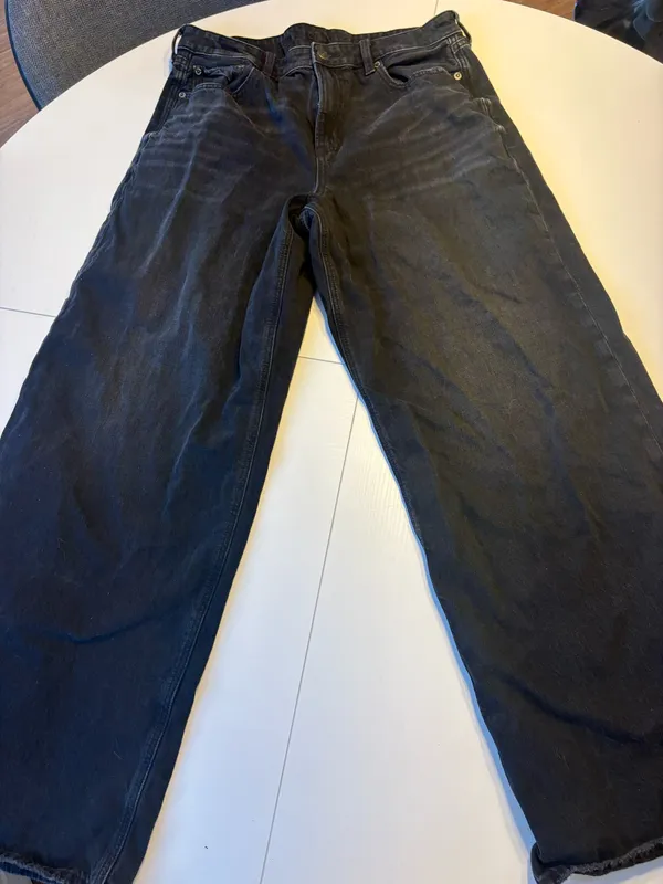 American Eagle Jeans - Image 2