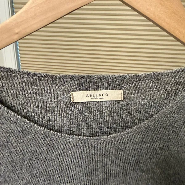 Able Heather Gray Knit Top - Image 4