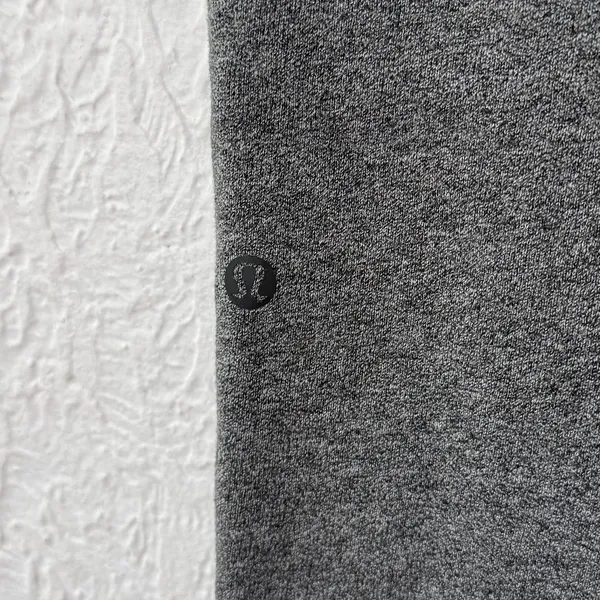 Lululemon Scuba Jogger Heathered Speckled Black Athleisure Size 8 - Image 4