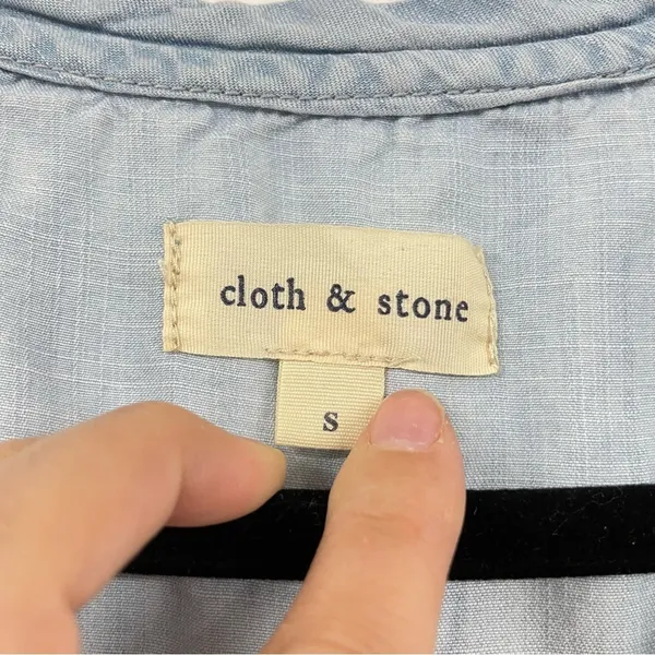 Cloth & Stone Chambray Short Sleeve Womens Blouse S Boho Beachy Coastal Cowboy - Image 8
