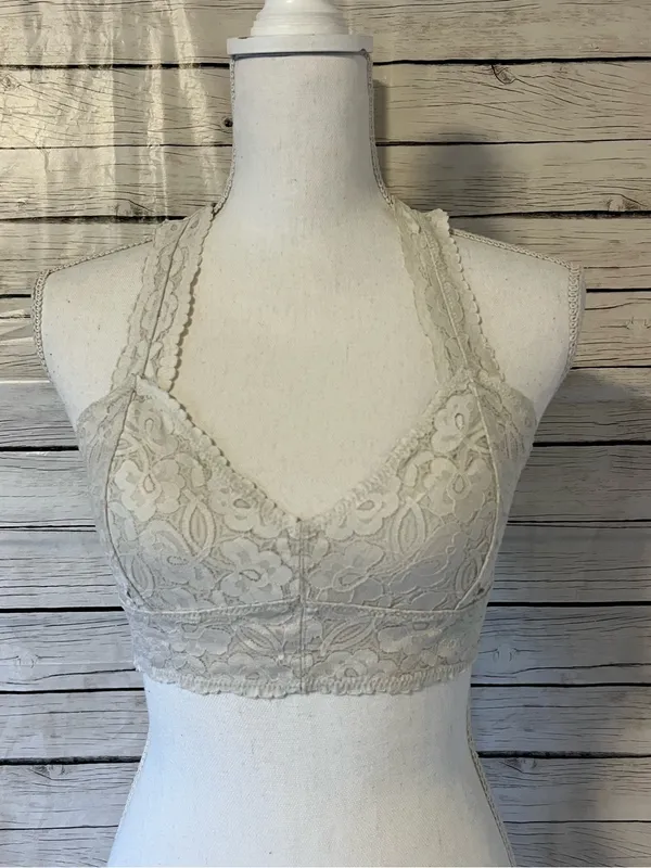 Free People GALLOON LACE RACERBACK BRALETTE IN Pale Gray - Image 5