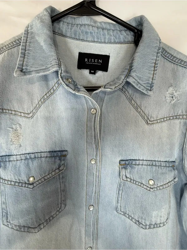 Risen Light Blue Denim pearl snap Button Shirt Distressed Size M - Image 2