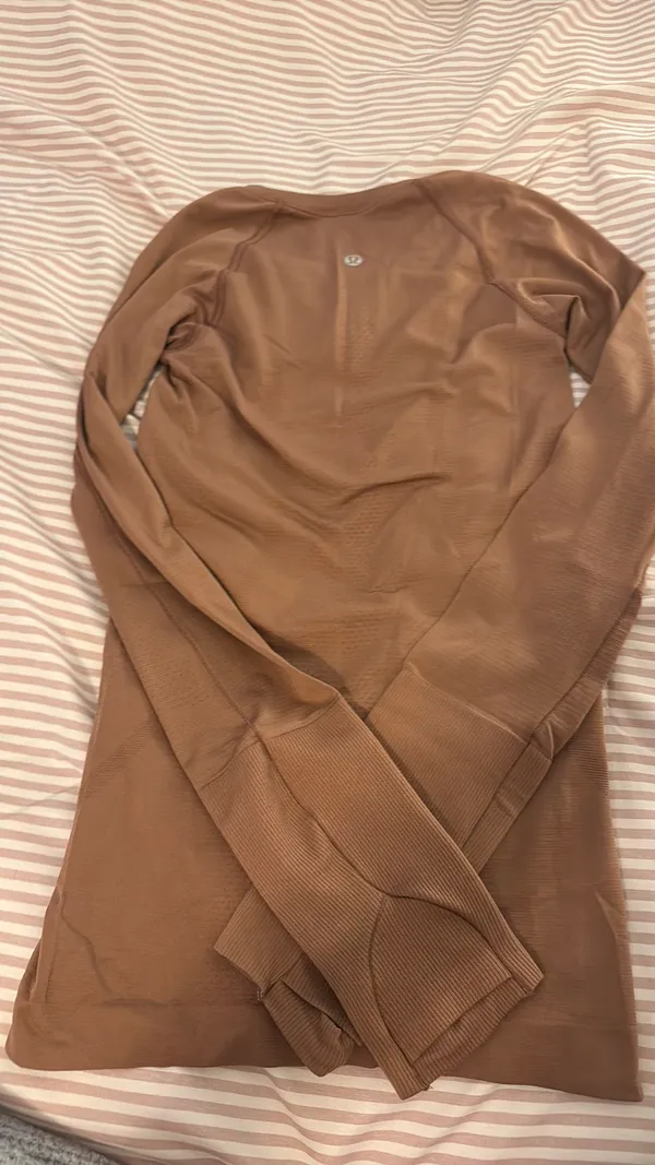 Lululemon Long Swiftly Sleeve - Image 2