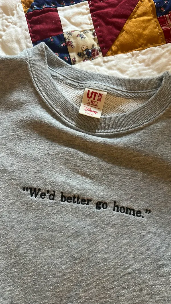 Uniqlo Disney sweatshirt xxs - Image 3