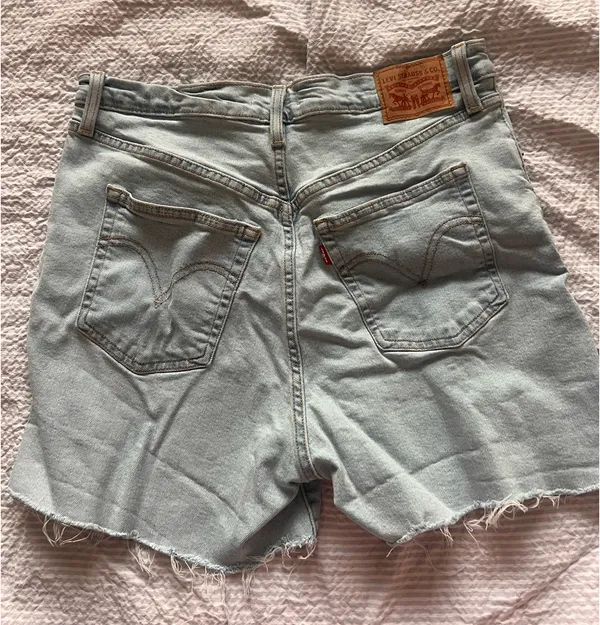 Levi’s Cut-Off Shorts Denim - Image 2