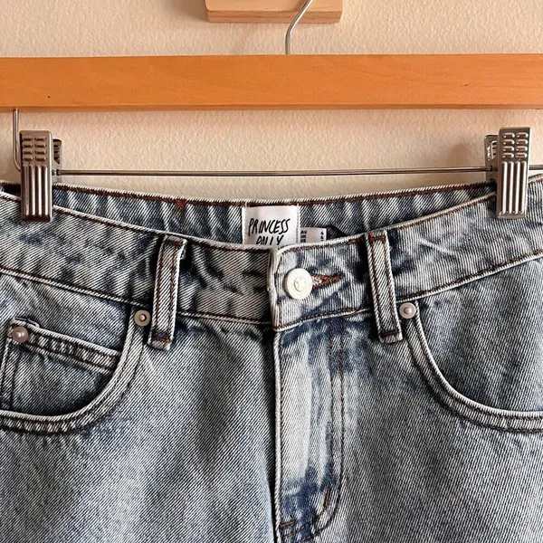 New Princess Polly Lauren’s Denim Shorts Size 2 - Image 2