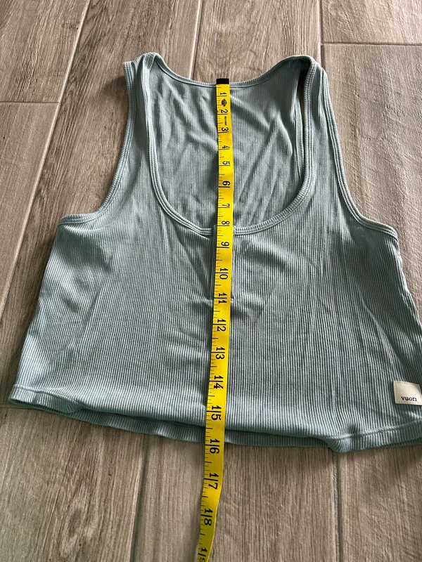 Vuori Tank Rib Women’s Crop - Image 4