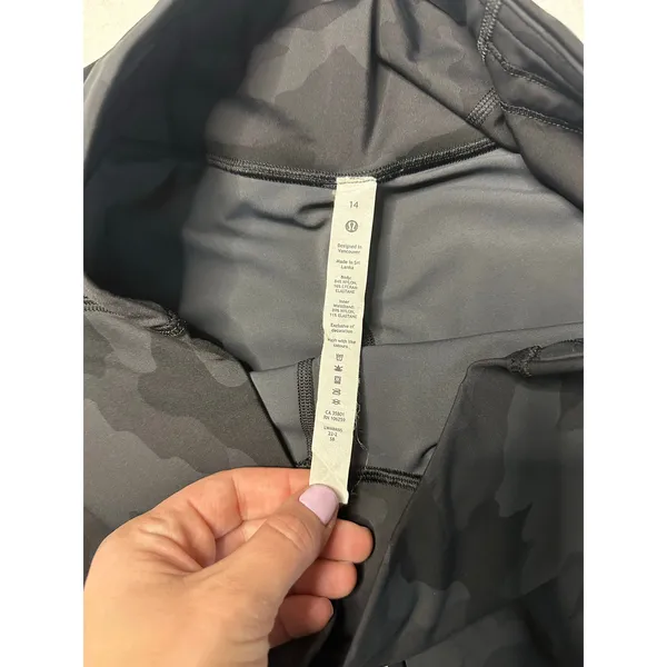 Lululemon Base Pace High-Rise Crop 23" Size 14 Heritage 365 Camo Deep Coal Multi - Image 3