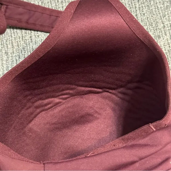 Lululemon Women’s Bra - Image 8